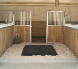 HIT Lit pour chevaux Comfort 2.0 1,8m x 2,4m, fret inclus...